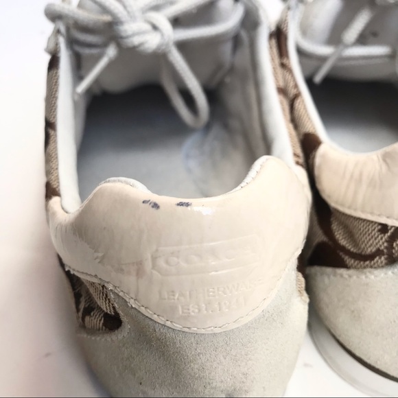 *Katelyn Coach signature shoes* Katelyn signature coach Size 7m used condition. - Picture 7 of 12